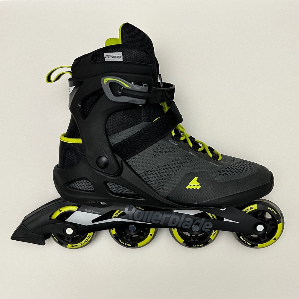 12 Men’s Rollerblade Inline Skates
